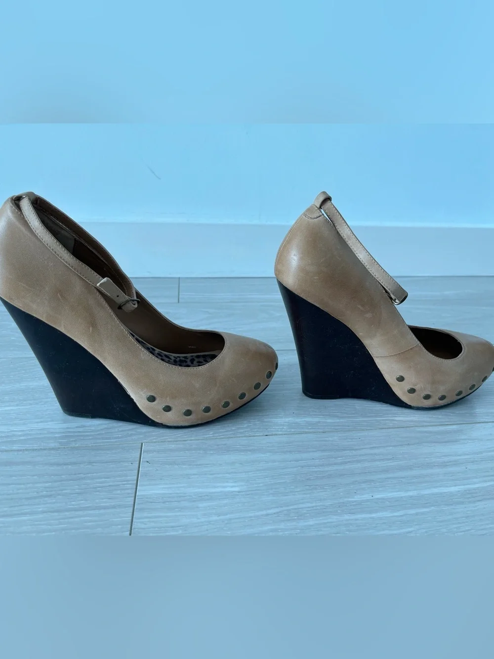 Aldo Tan Beige Genuine Leather Stud-Trim Ankle-Strap Platform Pumps Size 40
